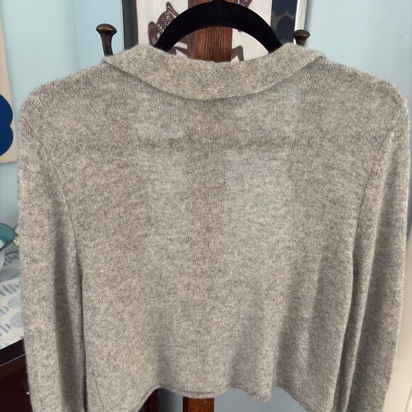 Cynthia Rowley 100% Cashmere Ruffle Shrug Cardigan Light Gray size Medium - Picture 5 of 8
